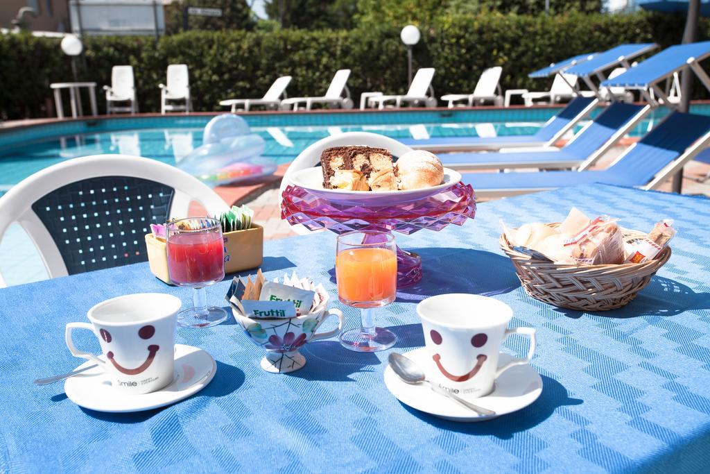 Hotel Real Cervia Eksteriør billede
