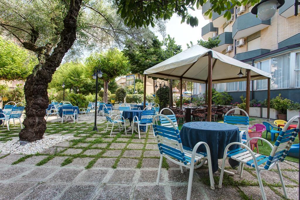 Hotel Real Cervia Eksteriør billede