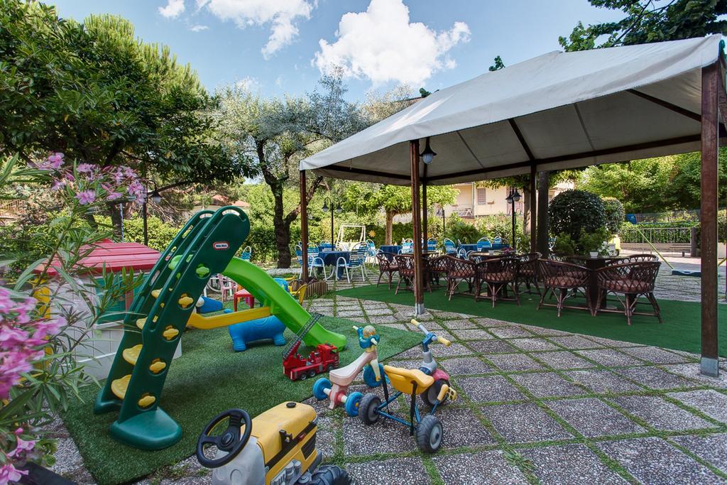 Hotel Real Cervia Eksteriør billede